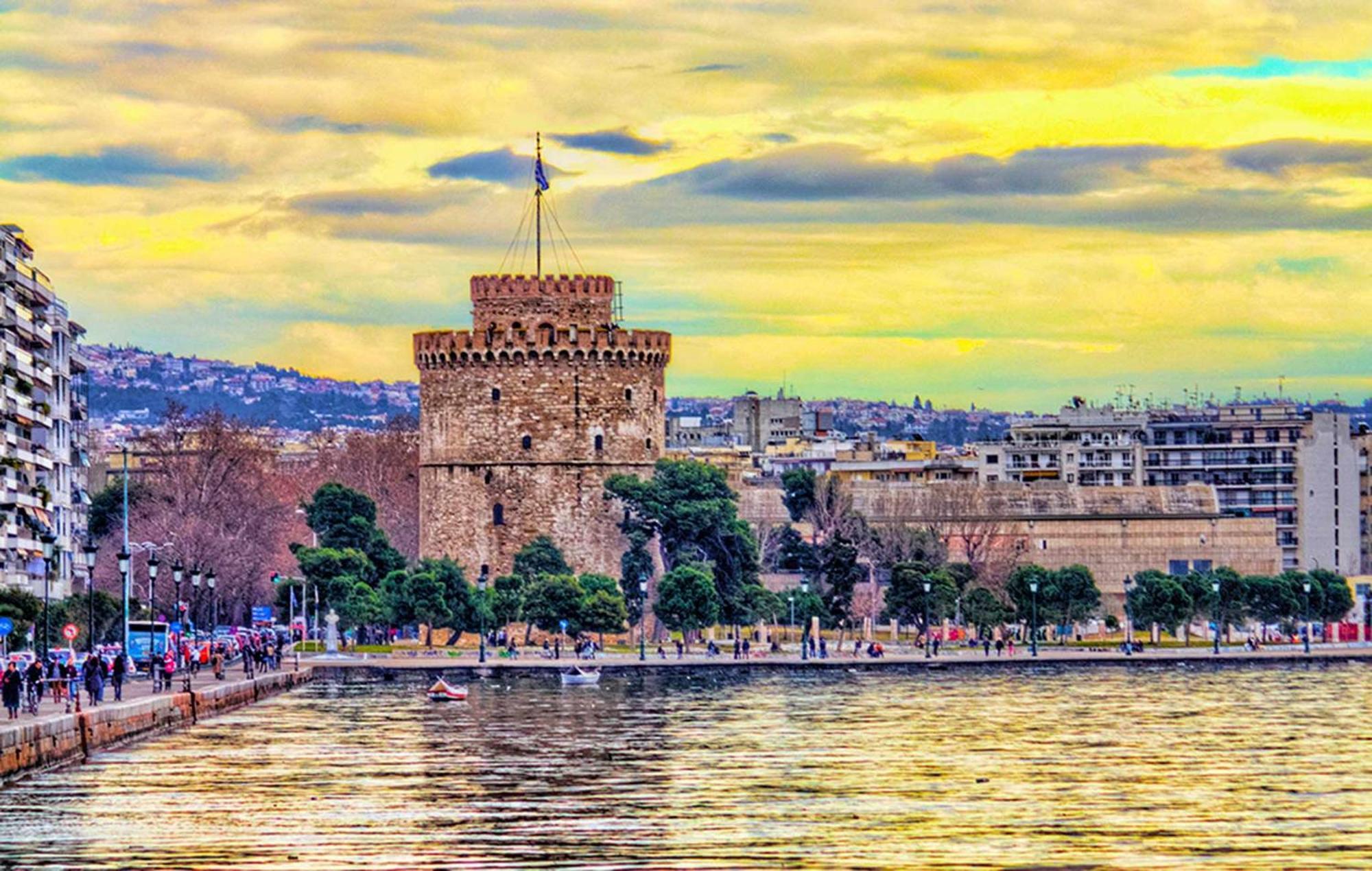 Happiness Studio With Terrace. Thessaloniki Buitenkant foto